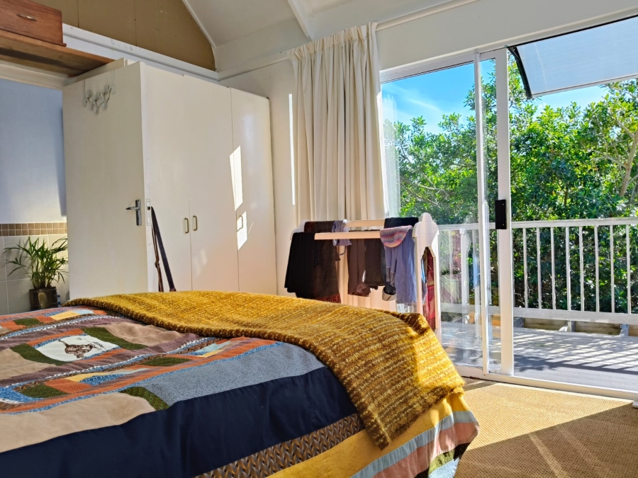 3 Bedroom Property for Sale in Wavecrest Eastern Cape